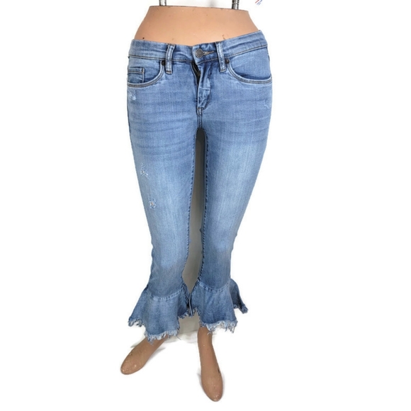 Blank Nyc Fancy That Low Rise Cropped Trumpet Flare Distressed Jeans - Picture 2 of 10